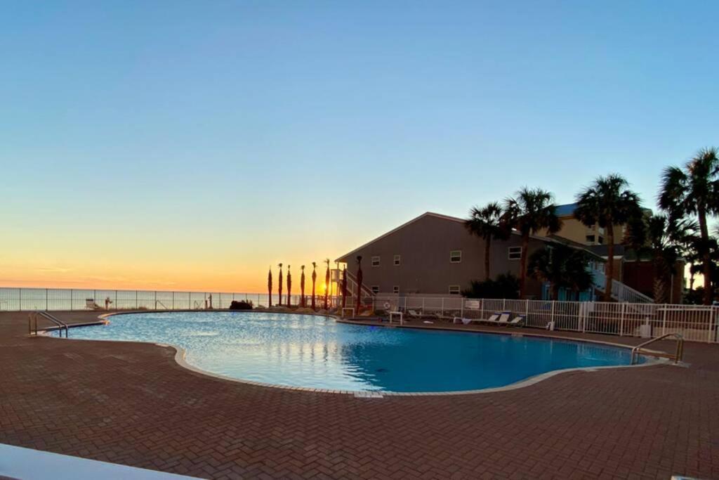 Happy Ours 2200 Sq Ft Corner Beachfront Sleeps 12 Panama City Beach Kültér fotó