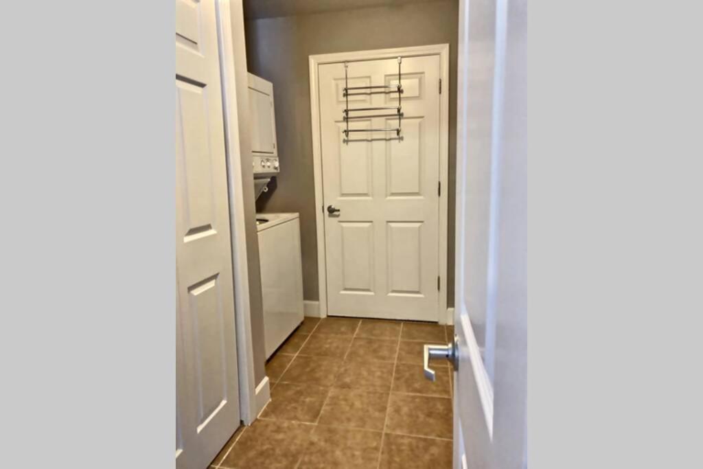 Happy Ours 2200 Sq Ft Corner Beachfront Sleeps 12 Panama City Beach Kültér fotó